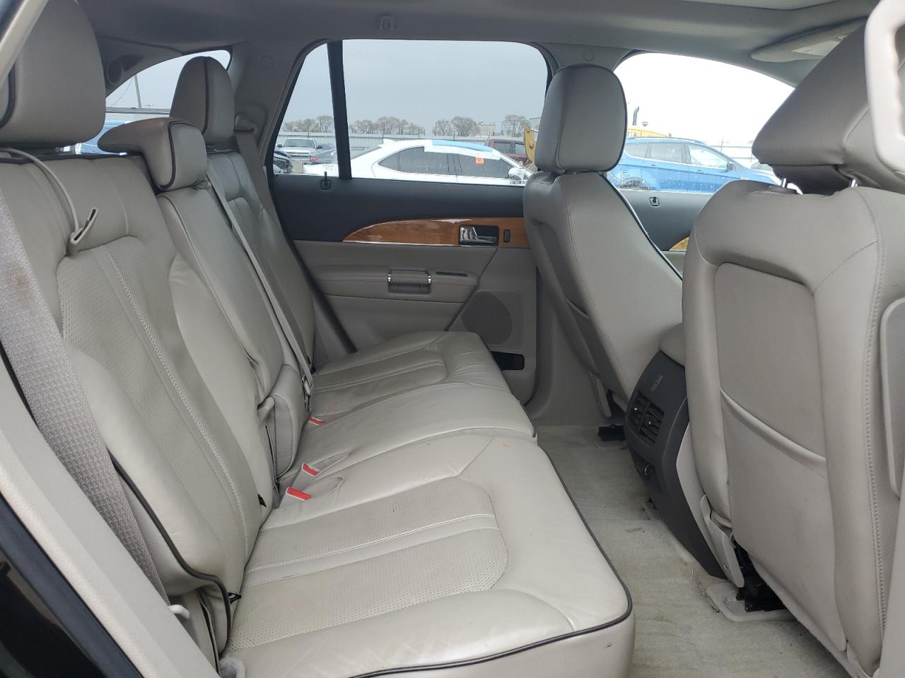 2013 Lincoln MKX - Image 11
