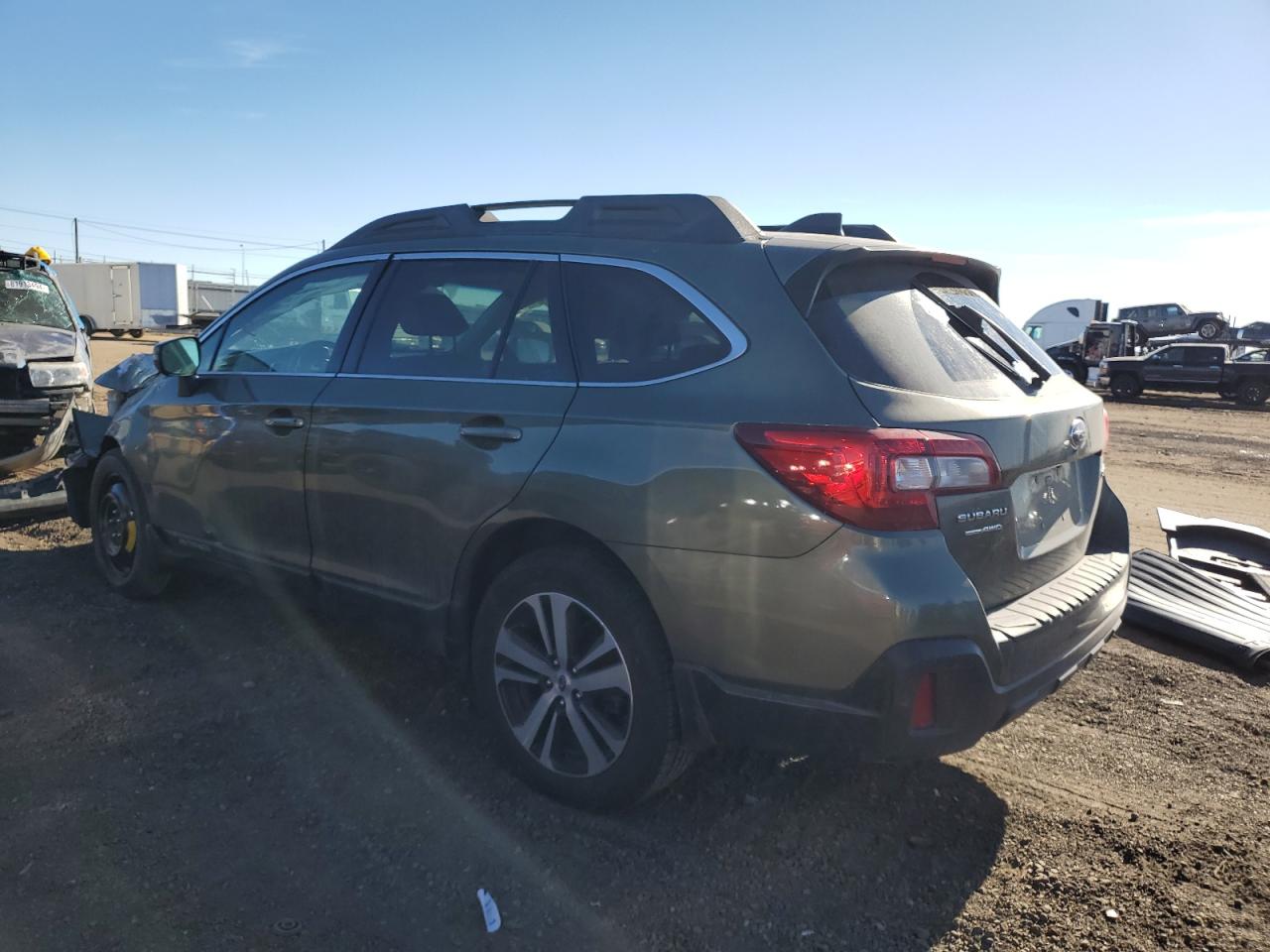 2018 Subaru Outback - Image 2