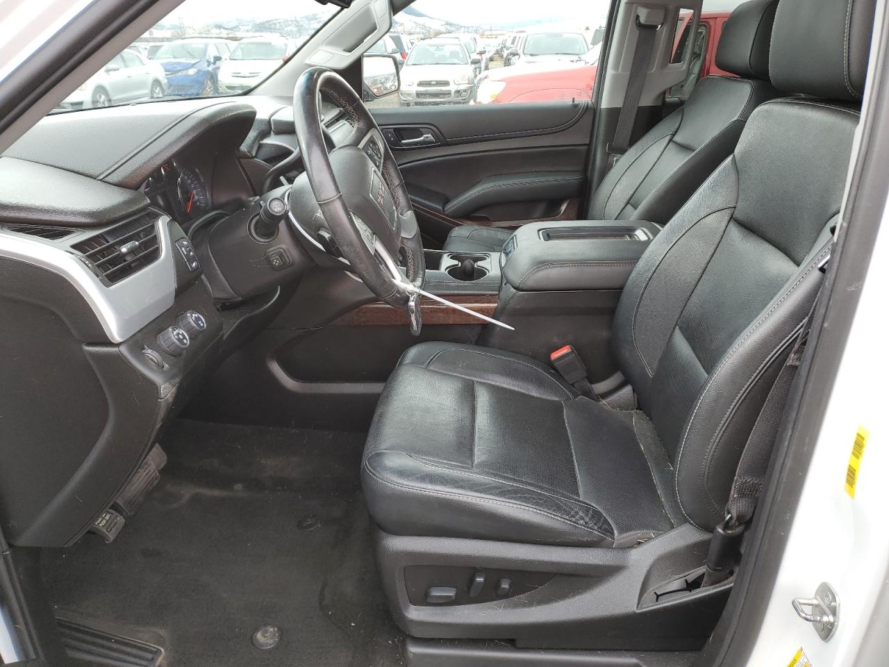 2018 GMC Yukon - Image 7
