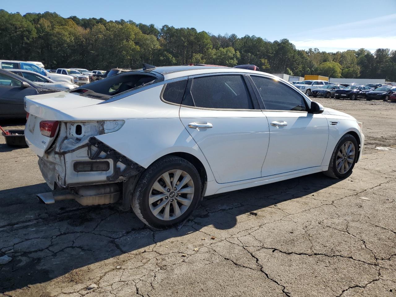 2017 Kia Optima - Image 3