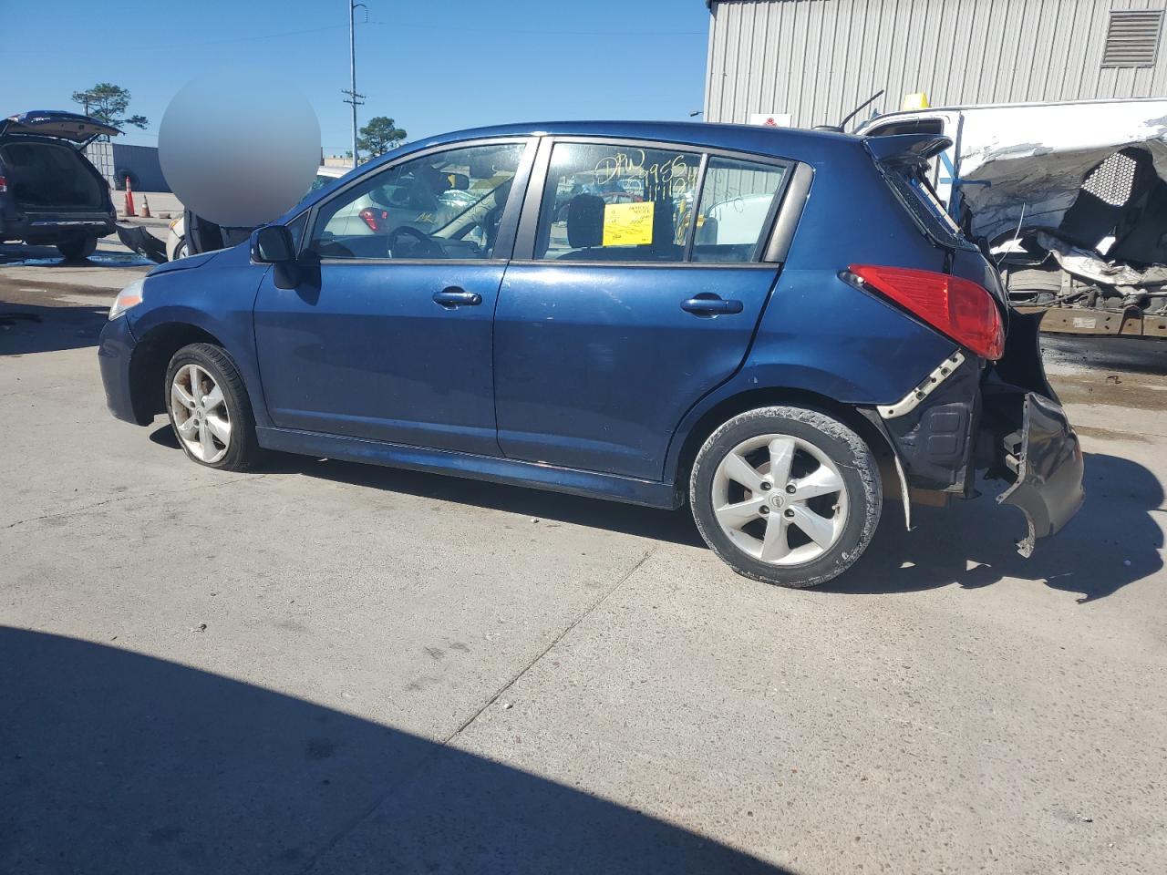 2012 Nissan Versa - Image 2