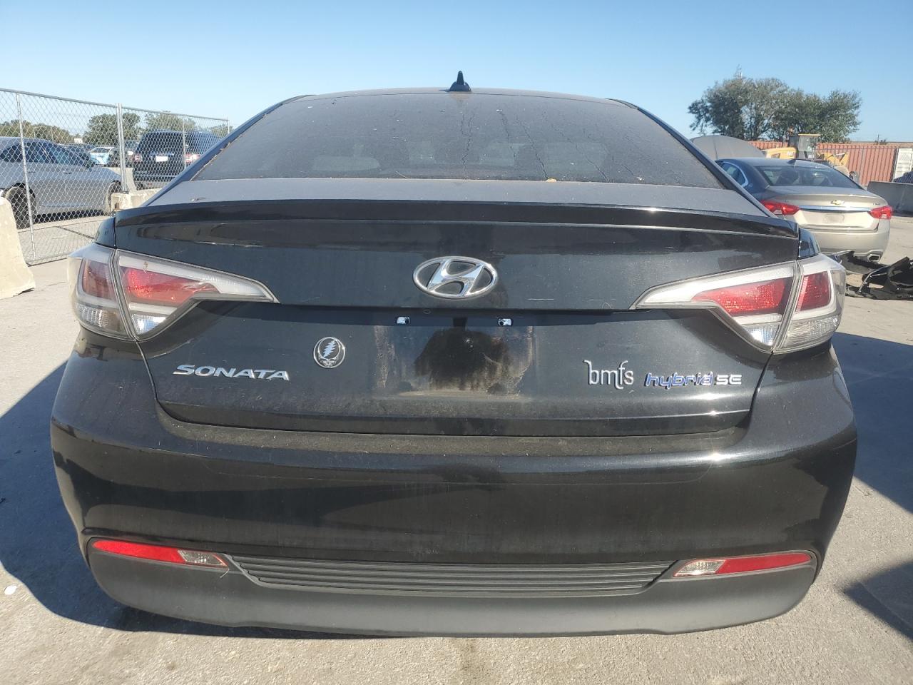 2017 Hyundai Sonata Hybrid VIN: KMHE24L11HA058213 Lot: 80536444