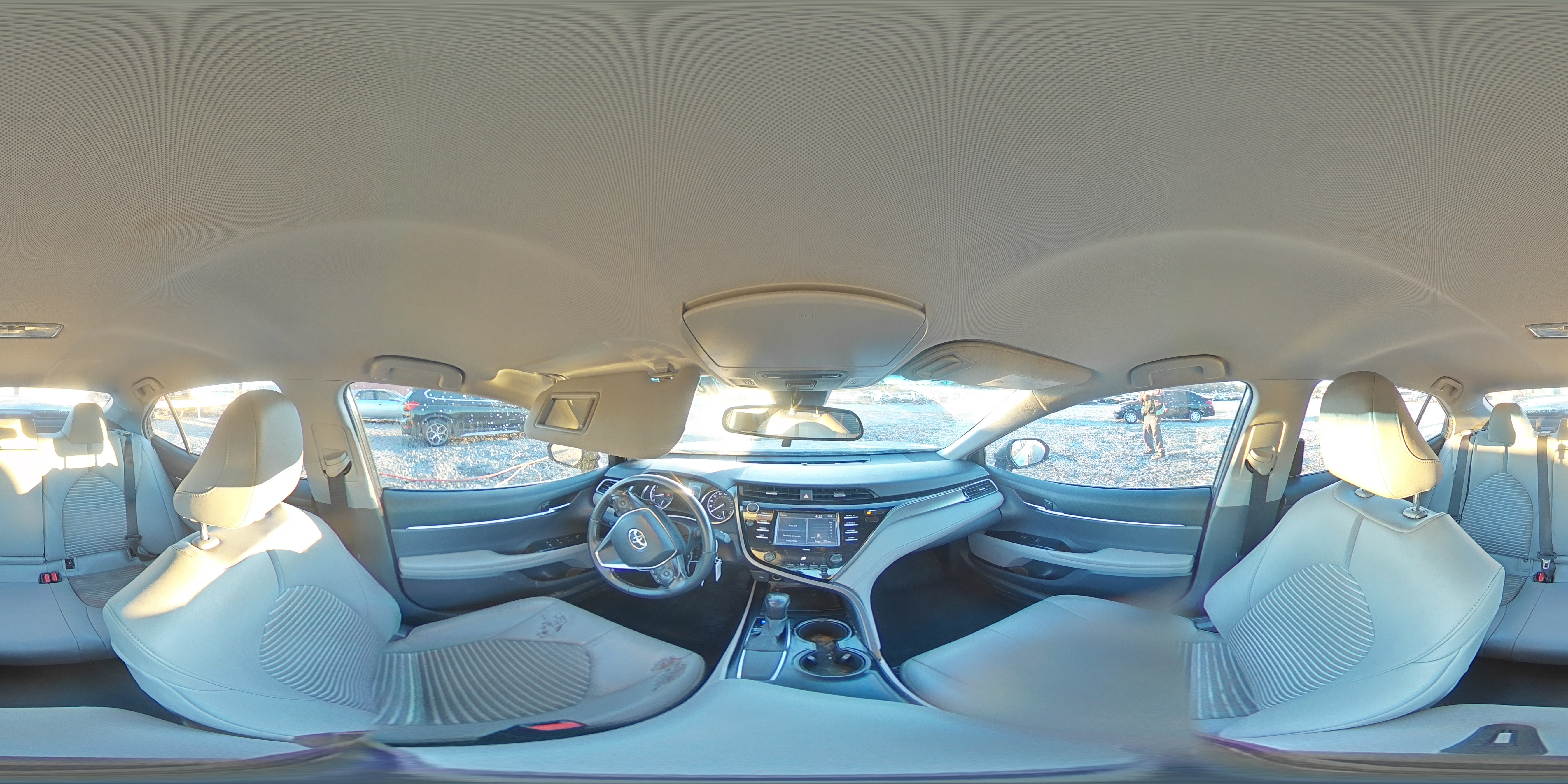2020 Toyota Camry - Image 13