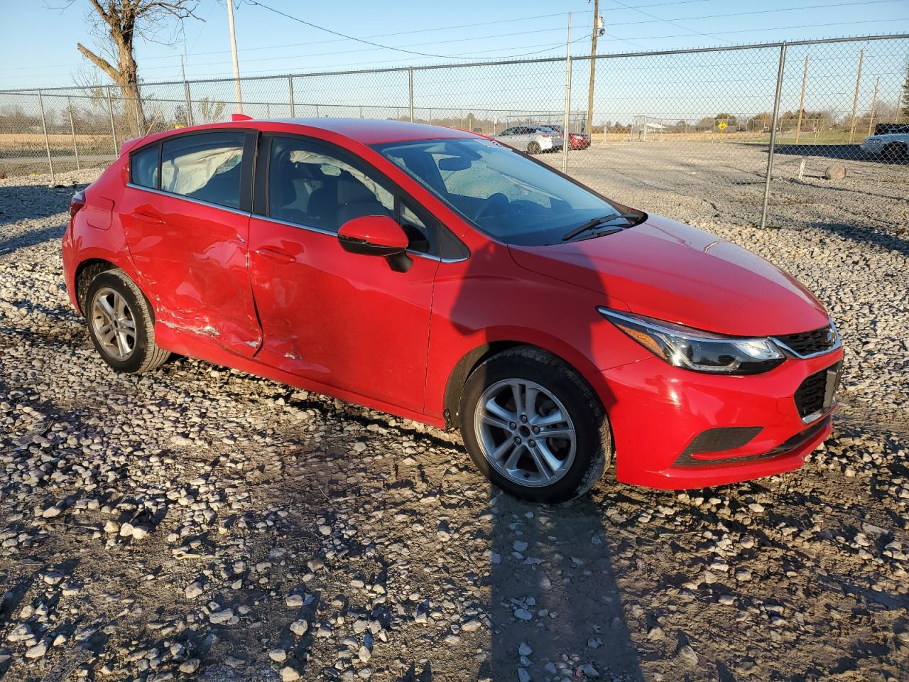 2018 Chevrolet Cruze - Image 4