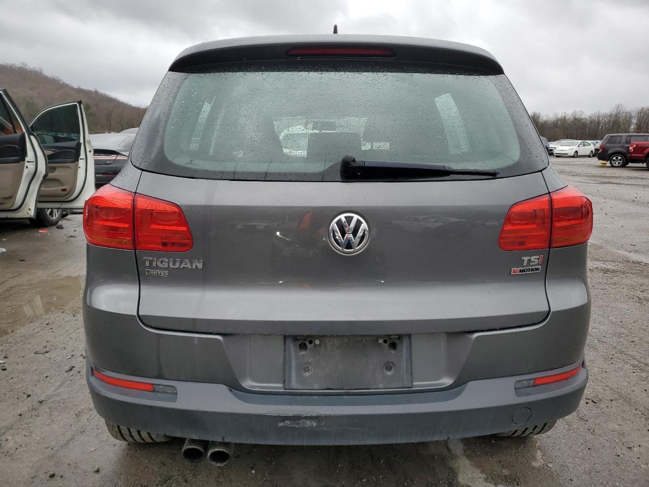 VIN WVGBV7AX5HK045378 2017 VOLKSWAGEN TIGUAN no.6