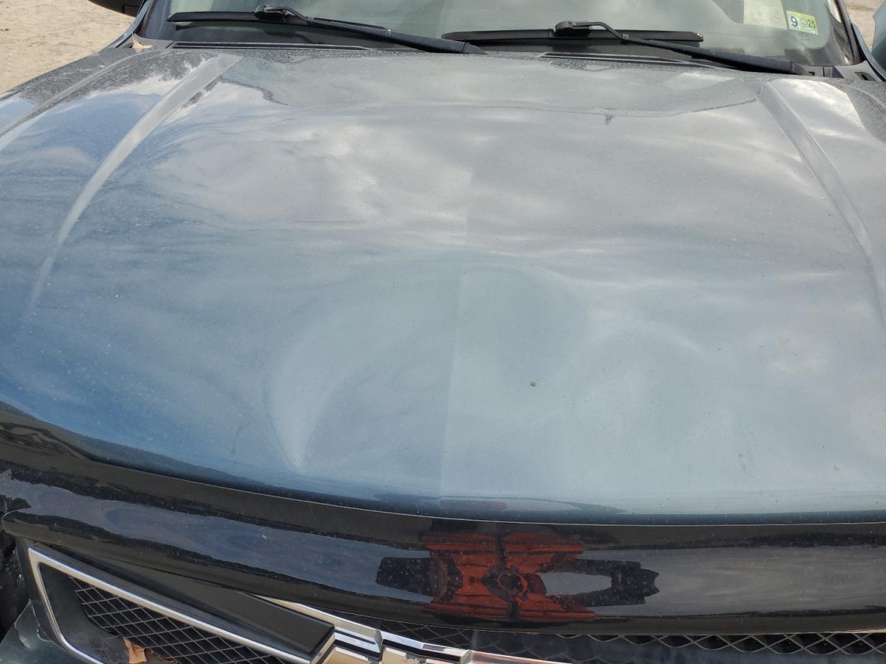 2008 Chevrolet Suburban - Image 14