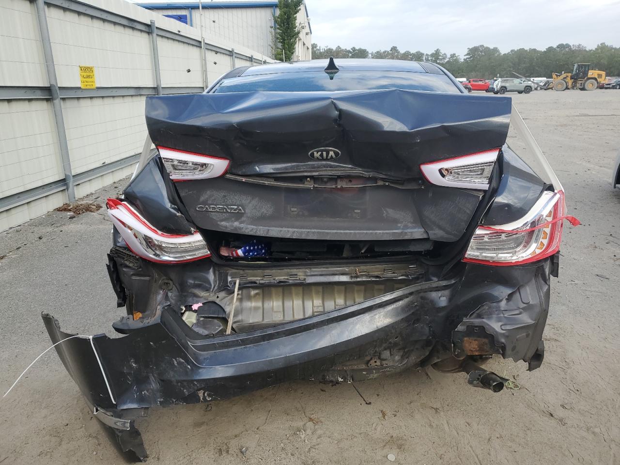 VIN KNALN4D72F5186579 2015 KIA CADENZA no.6