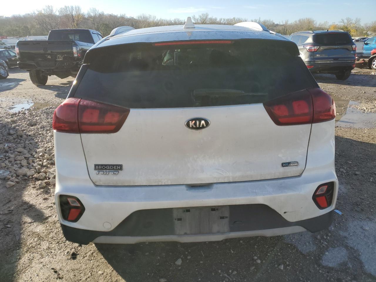 2020 Kia Niro Lx VIN: KNDCB3LC2L5381405 Lot: 80897054