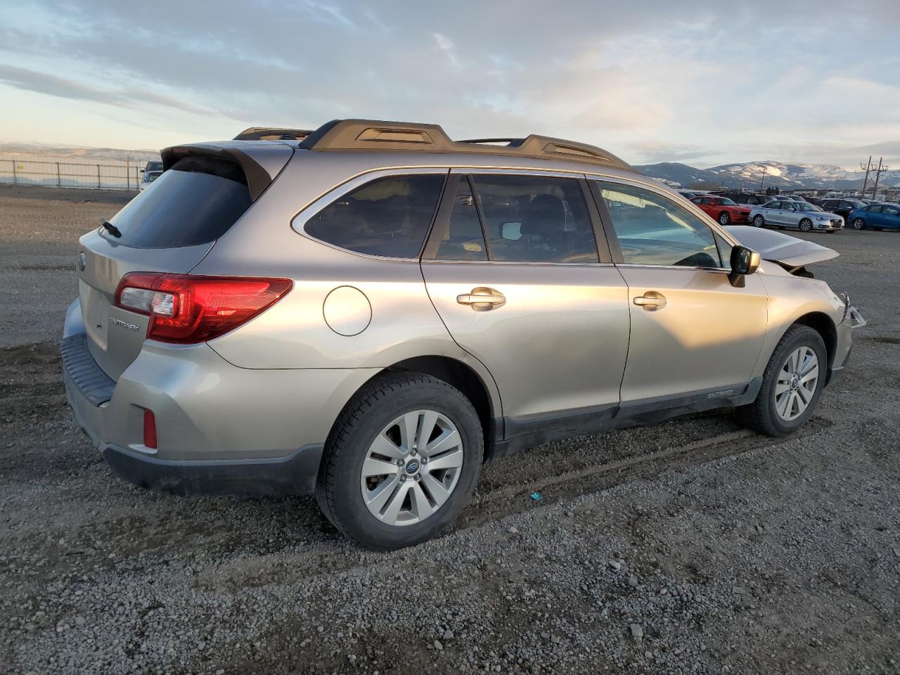 2015 Subaru Outback - Image 3