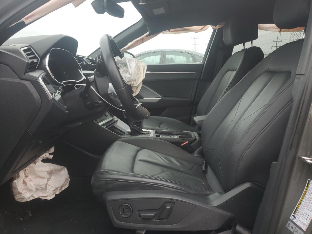 2021 Audi Q3 - Image 7