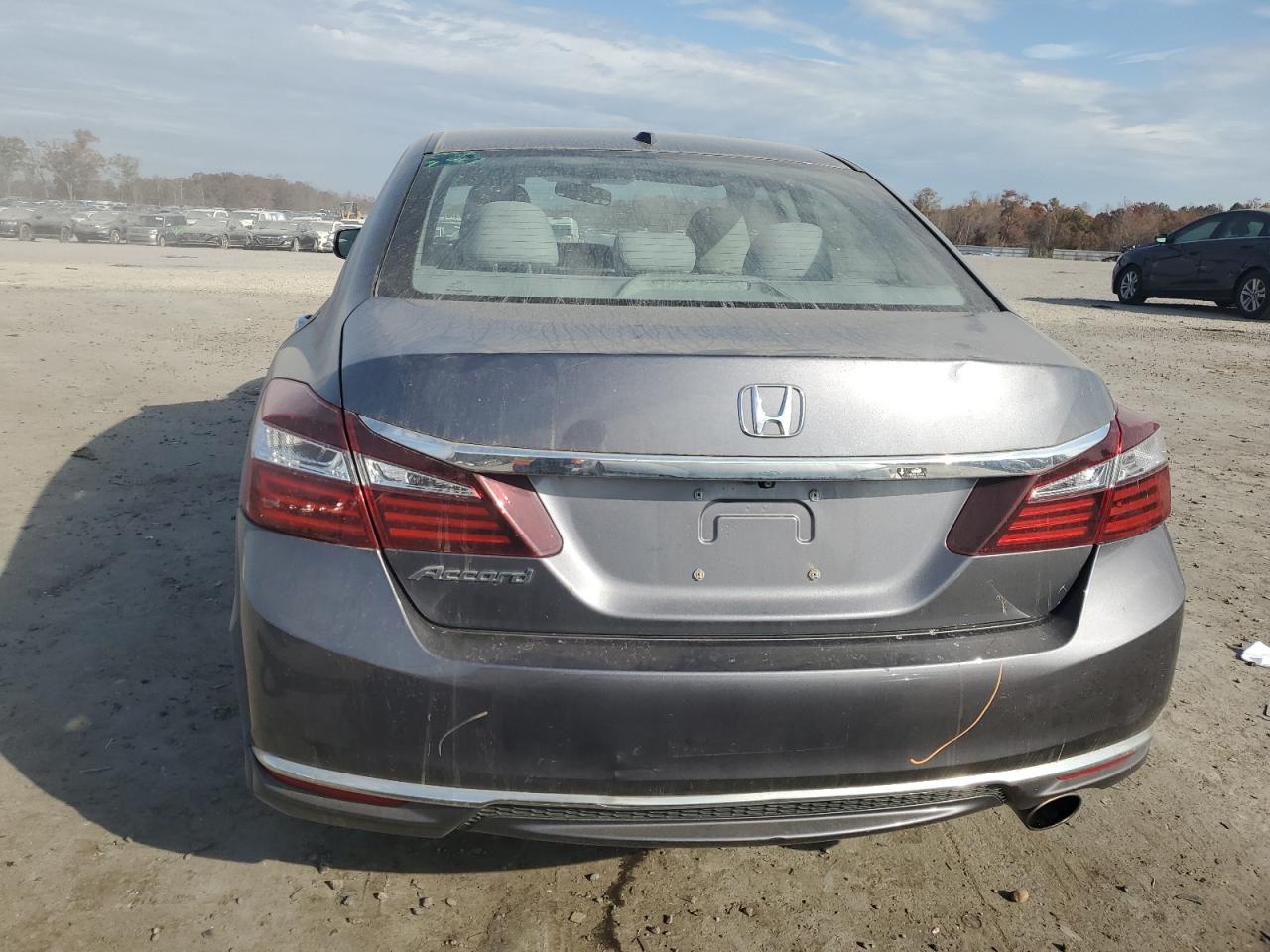 2017 Honda Accord Ex VIN: 1HGCR2F75HA105563 Lot: 79345694