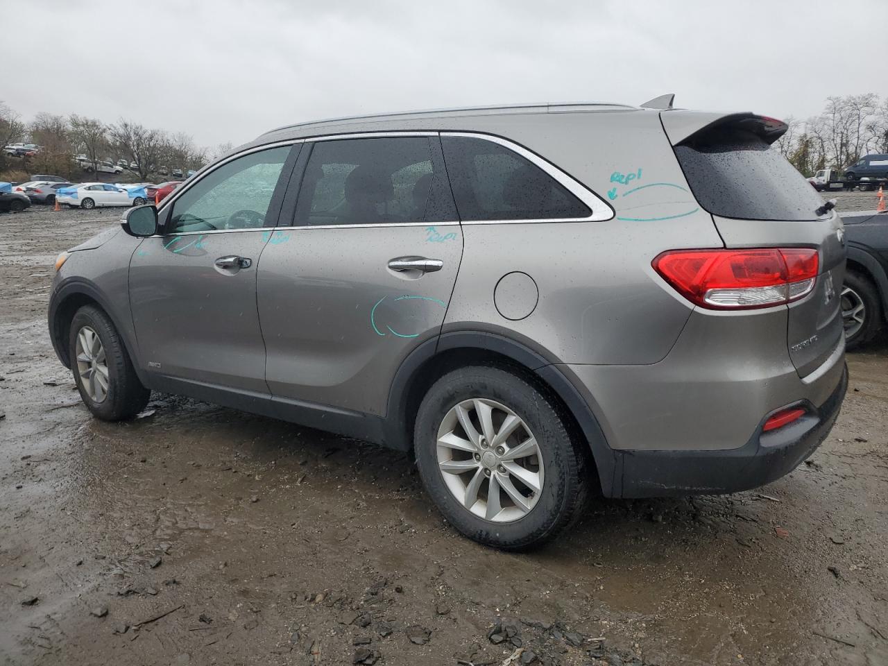 2018 Kia Sorento - Image 2