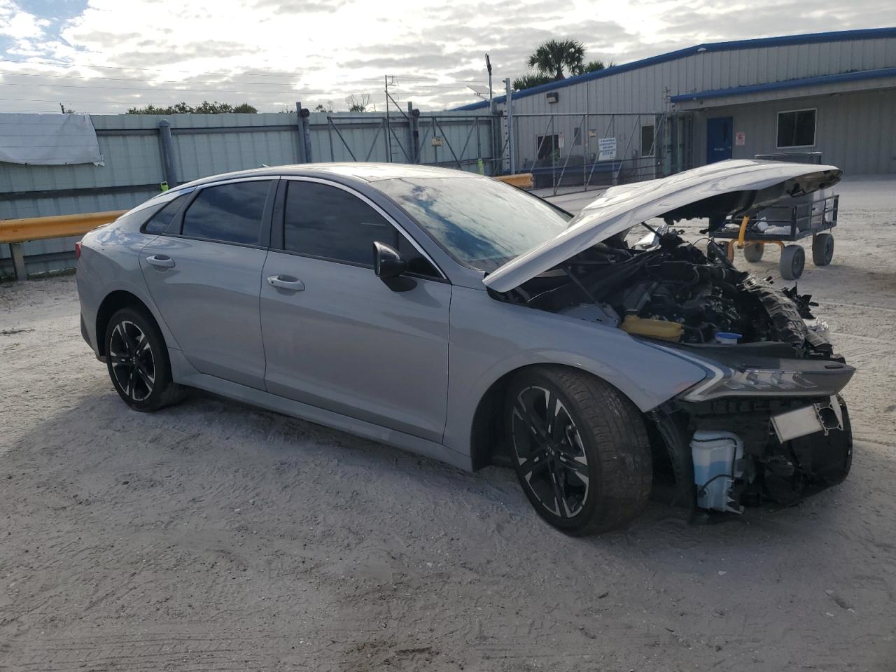 2021 Kia K5 - Image 4