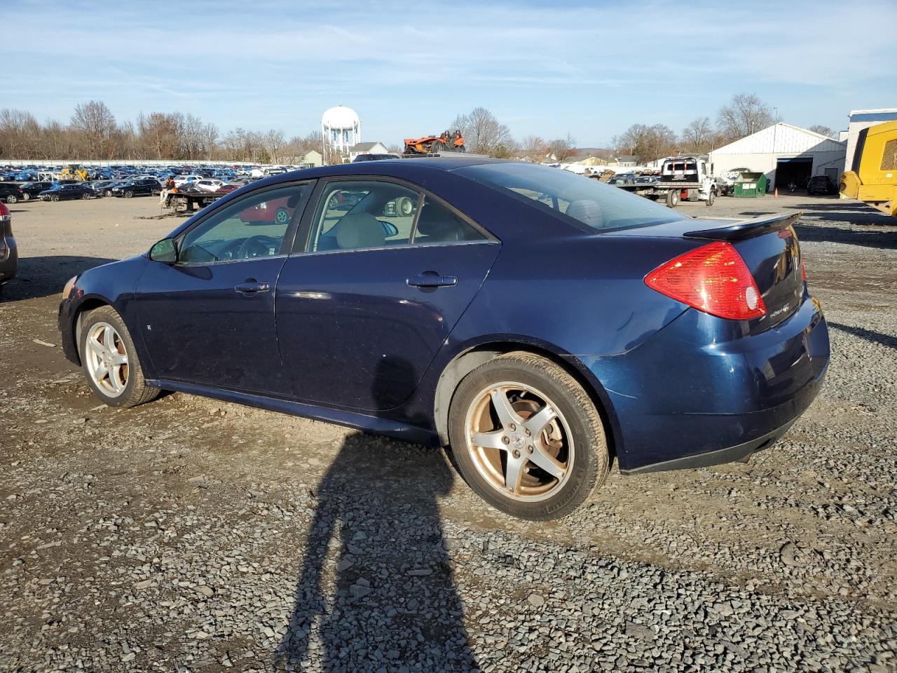 2009 Pontiac G6 - Image 2