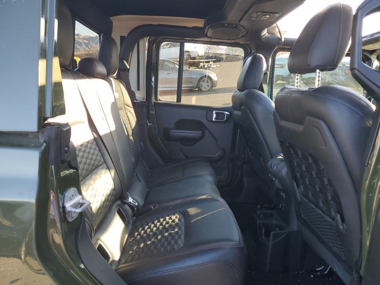 2021 Jeep Gladiator - Image 10