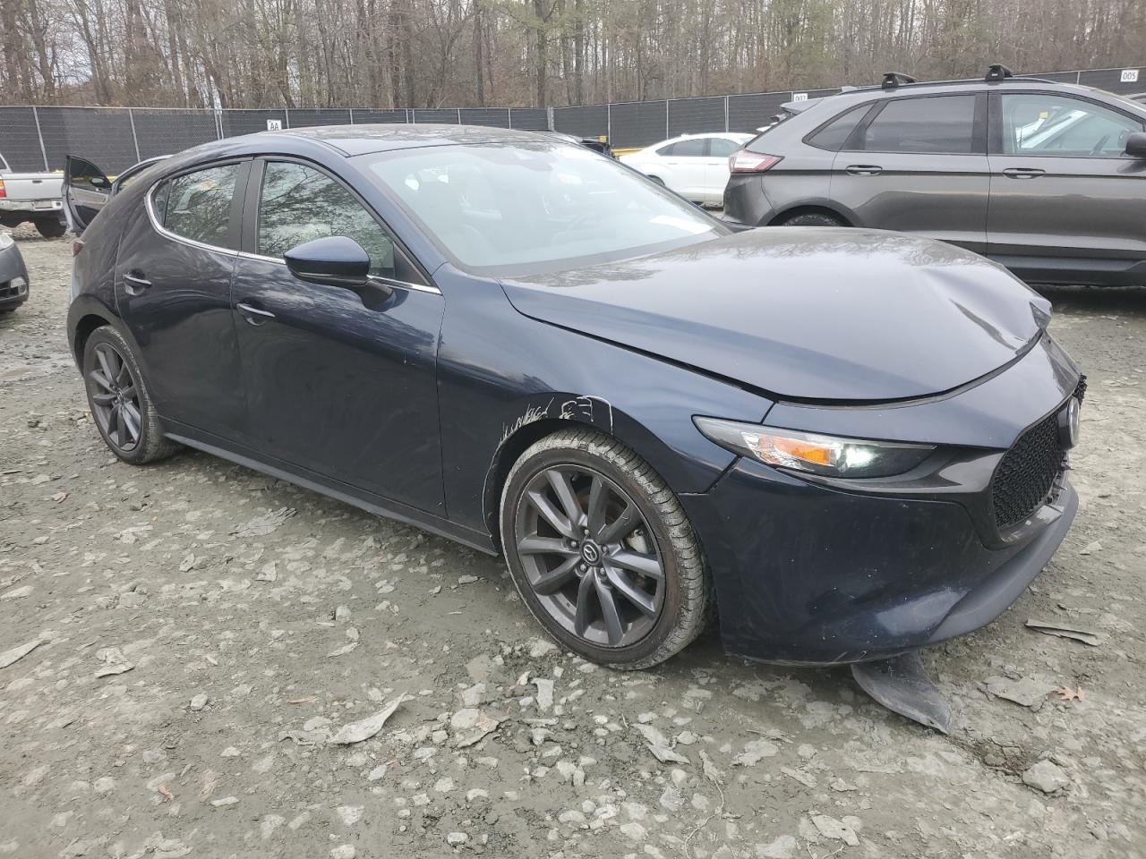 VIN JM1BPAJM3K1136521 2019 MAZDA 3 no.4