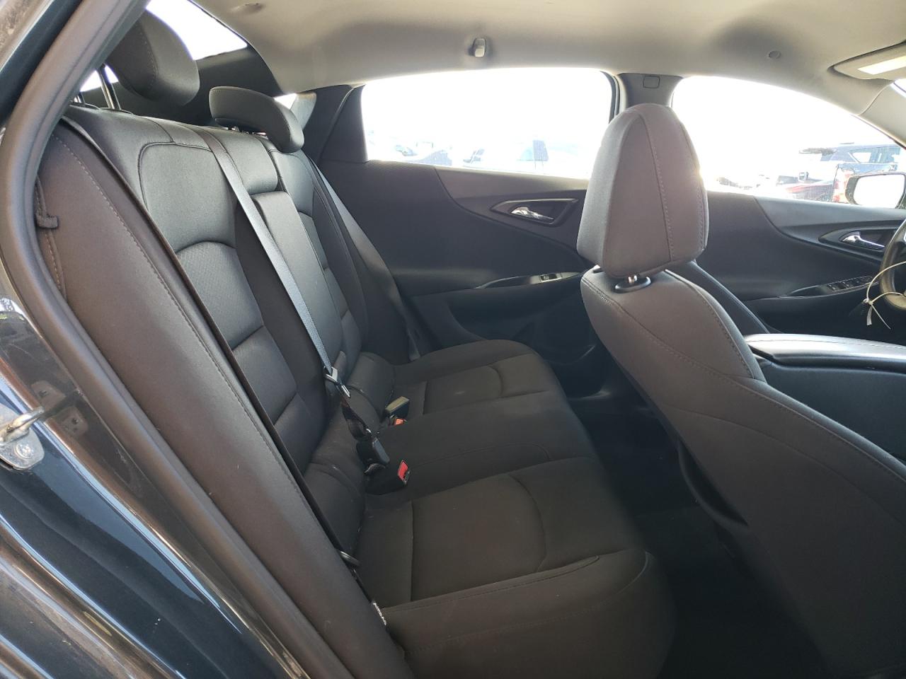 2021 Chevrolet Malibu - Image 10