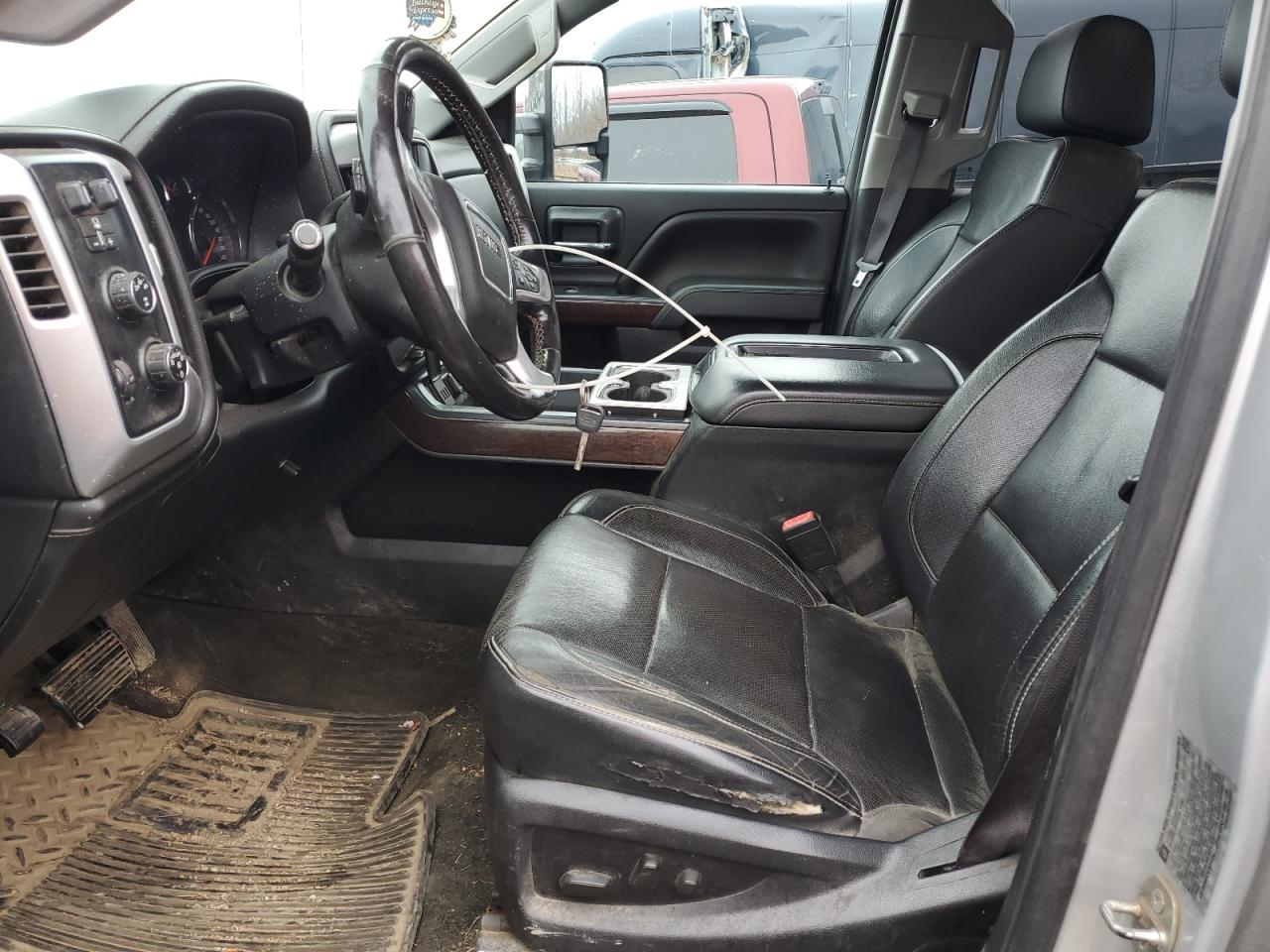 2015 GMC Sierra - Image 7