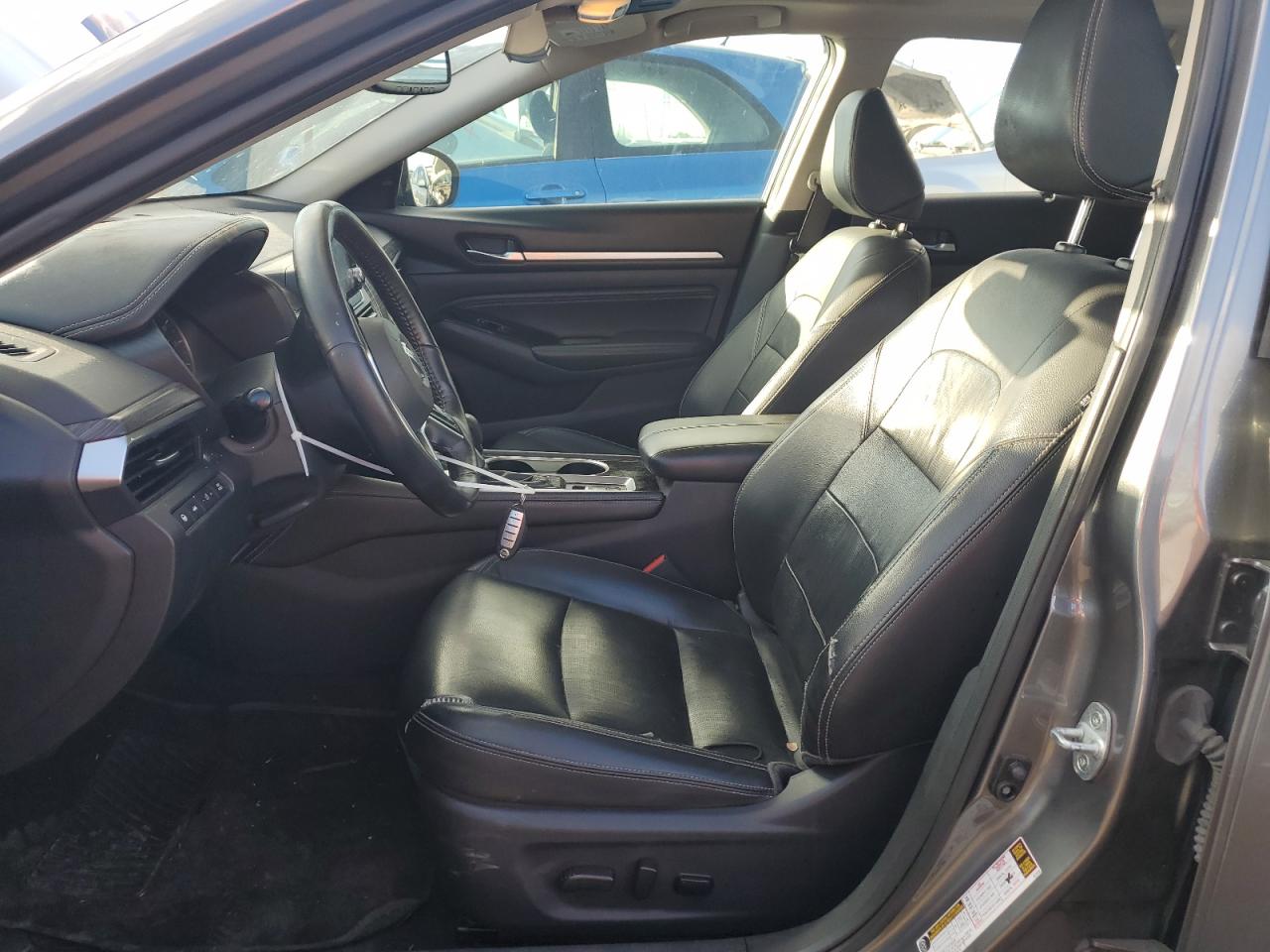 2020 Nissan Altima - Image 7