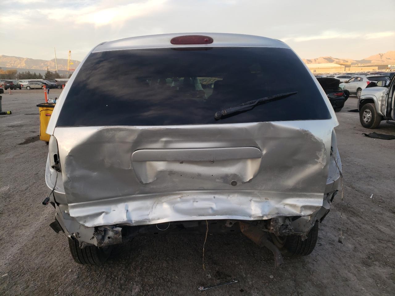 2003 Chrysler Voyager Lx VIN: 1C4GJ45313B175758 Lot: 82148734