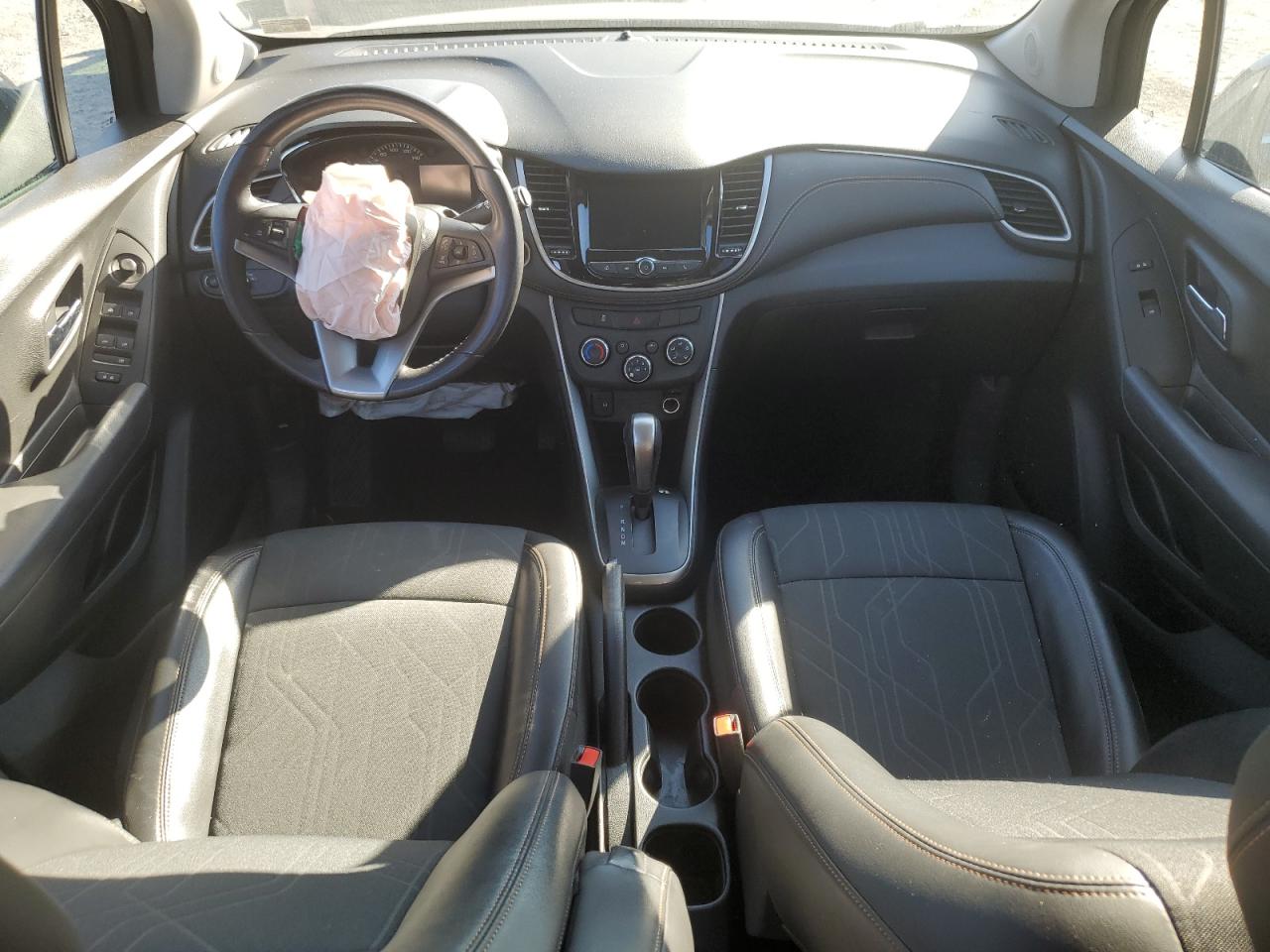 2020 Chevrolet Trax - Image 8