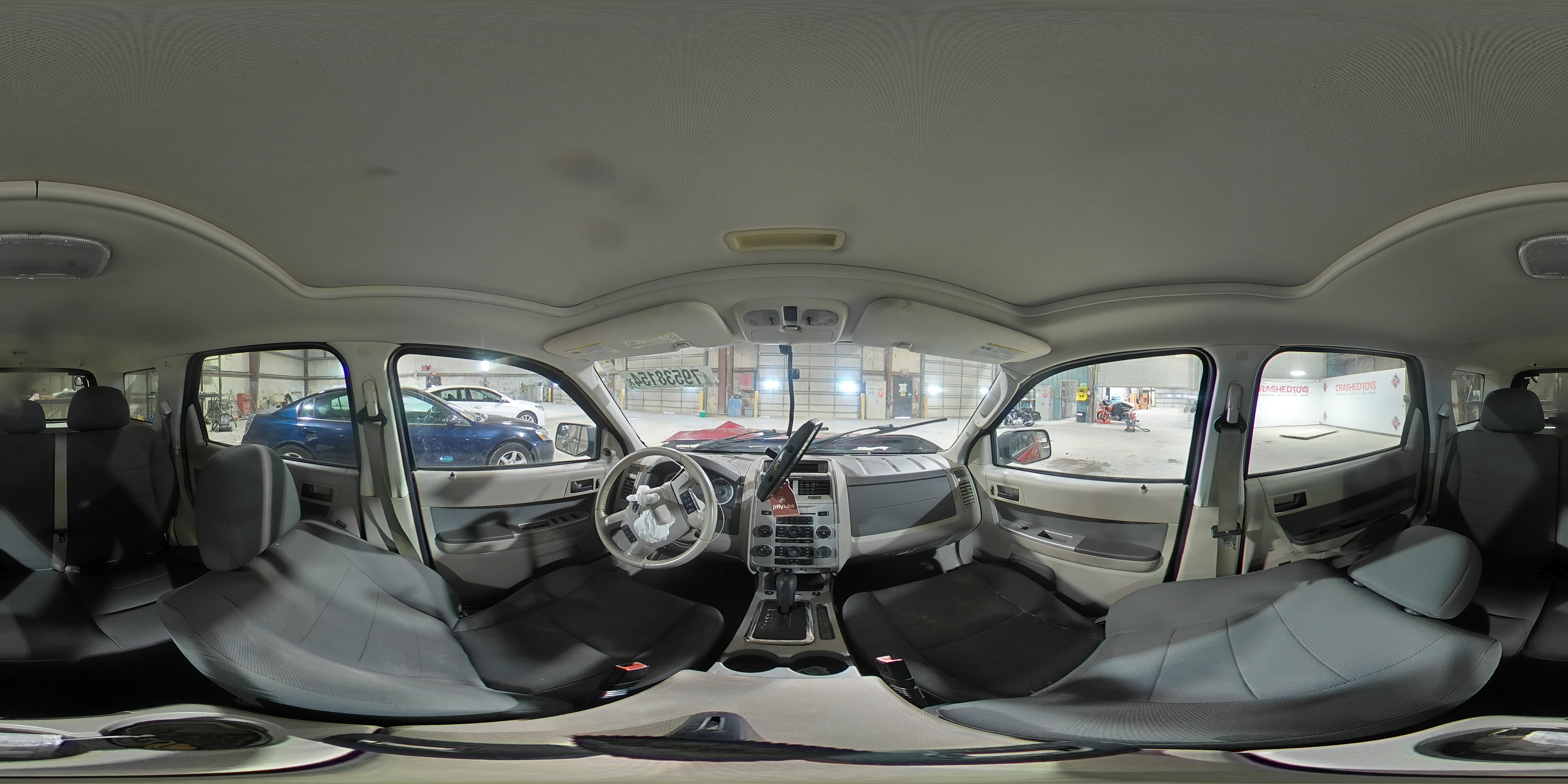 2010 Ford Escape - Image 13