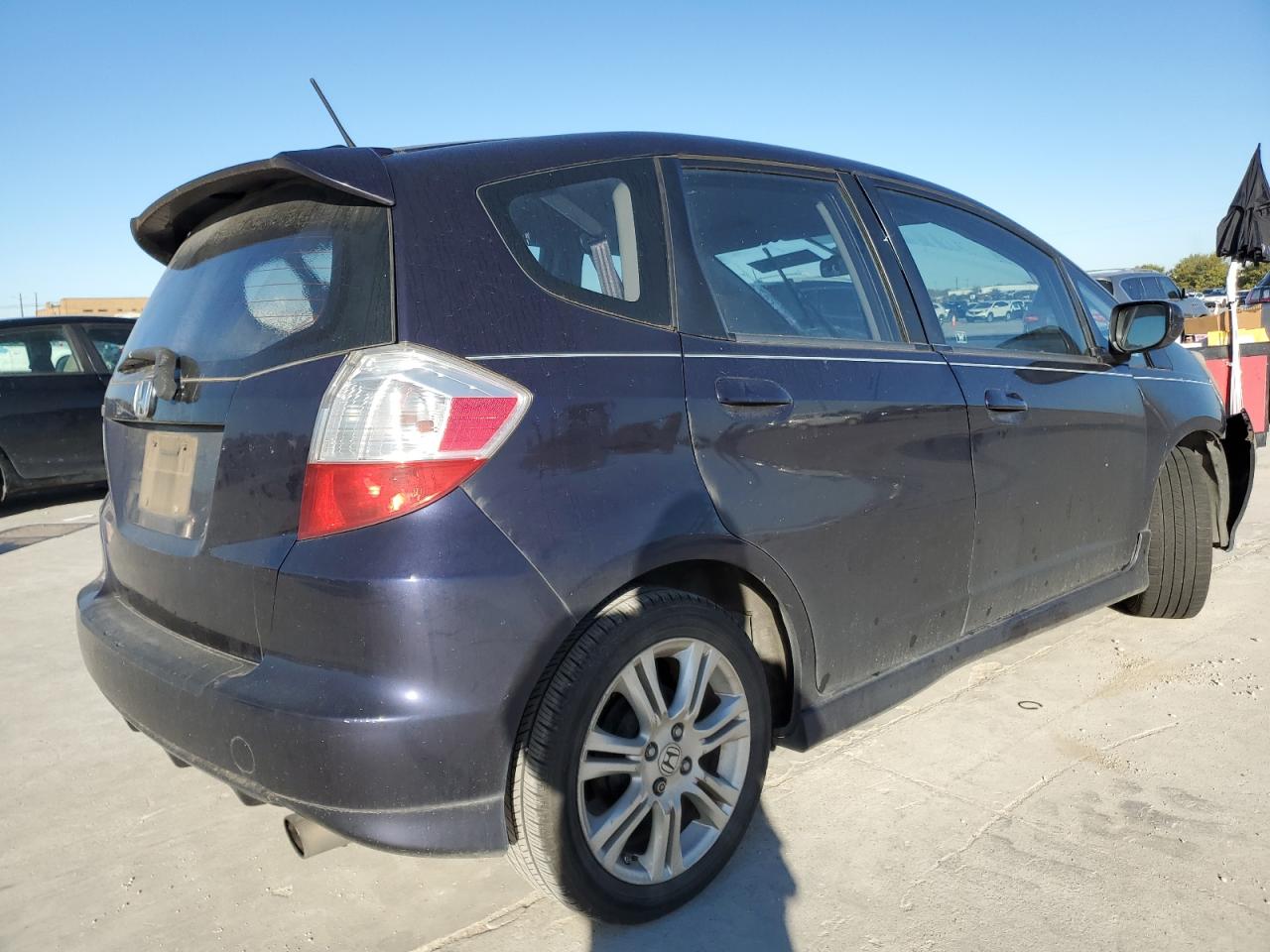 2010 Honda Fit - Image 3