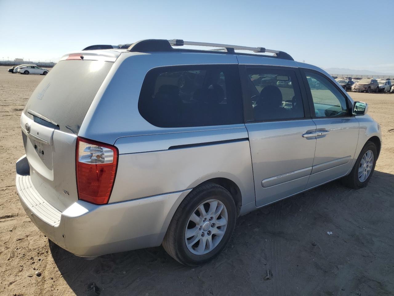 2008 Kia Sedona - Image 3