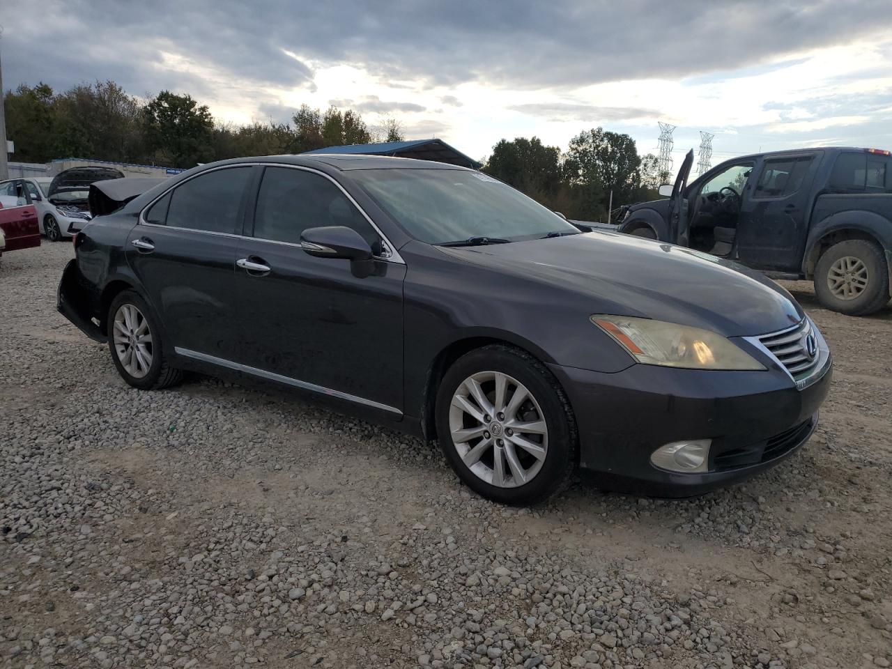 2010 Lexus ES - Image 4