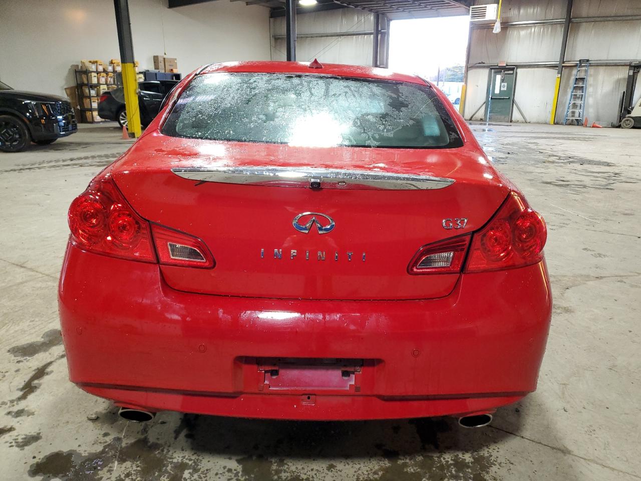 2011 Infiniti G - Image 6