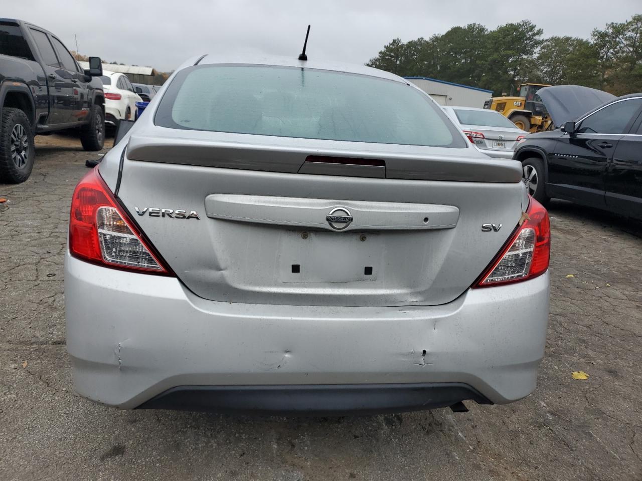 VIN 3N1CN7AP0JK408384 2018 NISSAN VERSA no.6