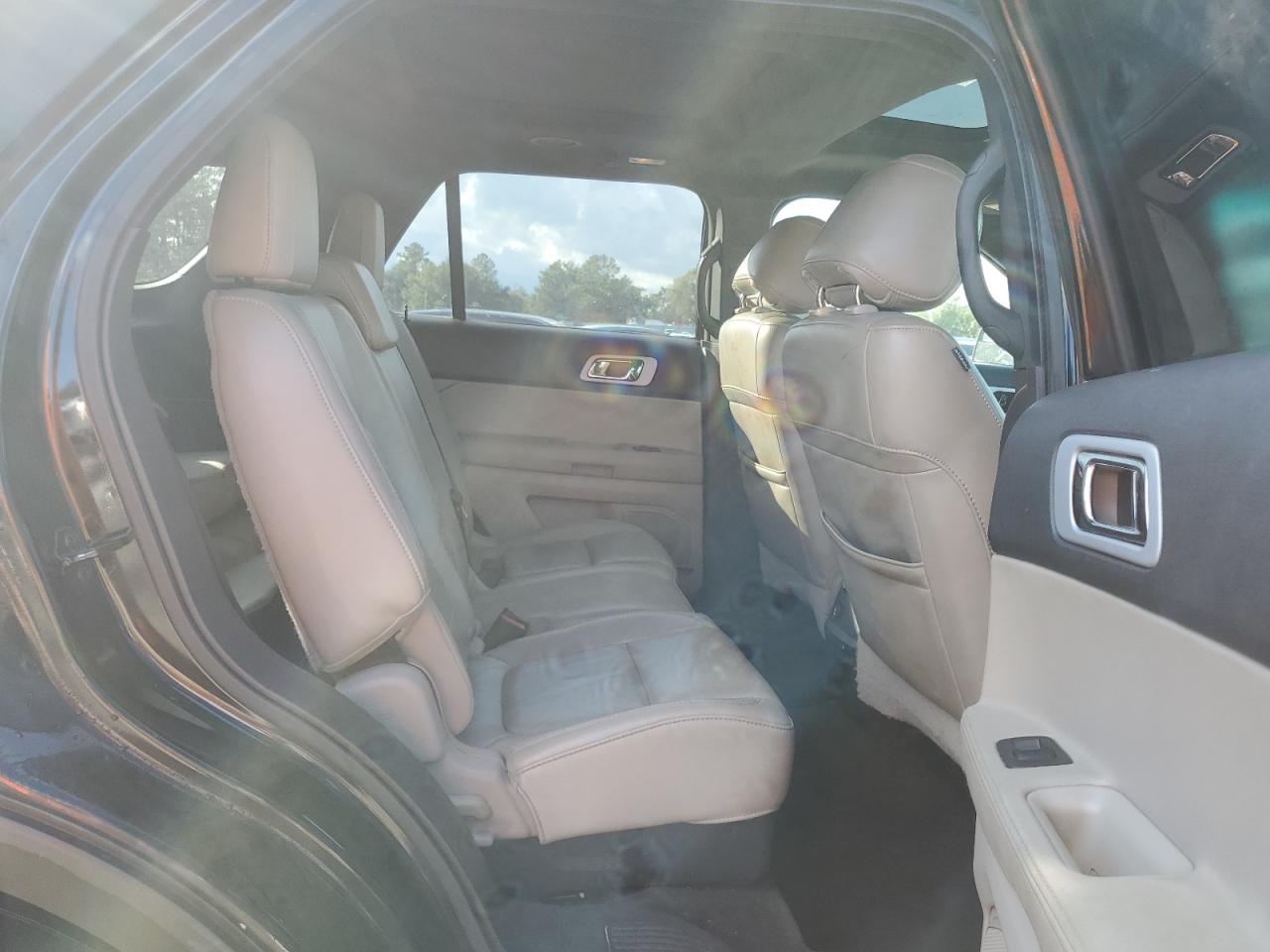 2012 Ford Explorer - Image 3