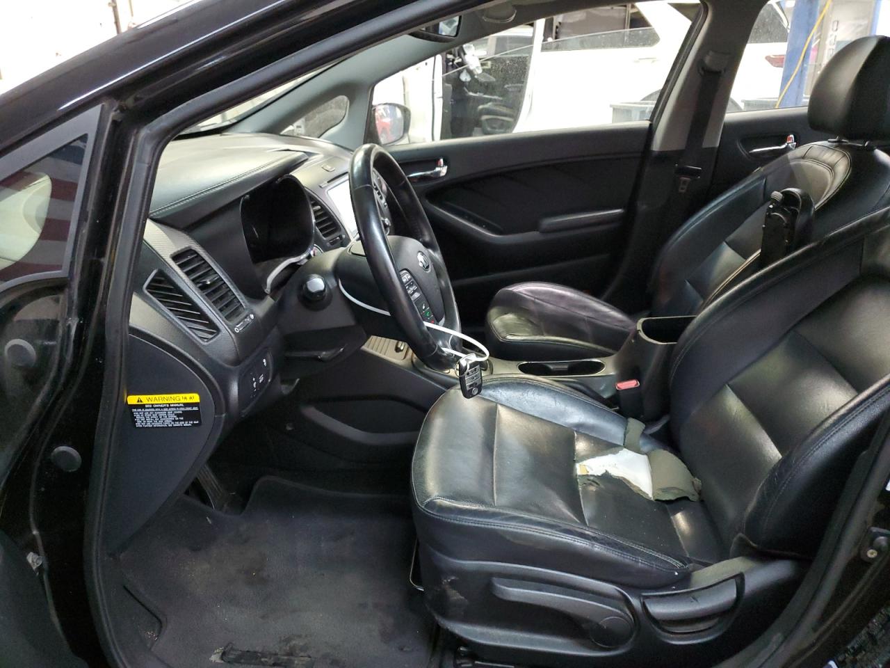 2016 Kia Forte - Image 7