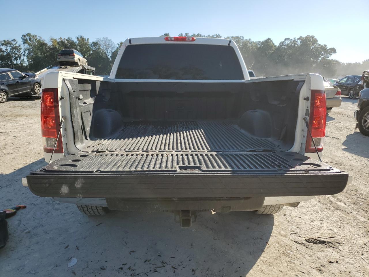 2012 GMC Sierra - Image 6