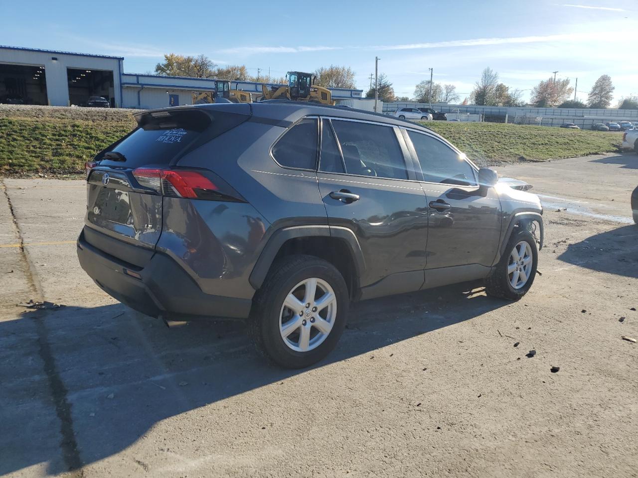 2021 Toyota RAV 4 - Image 3
