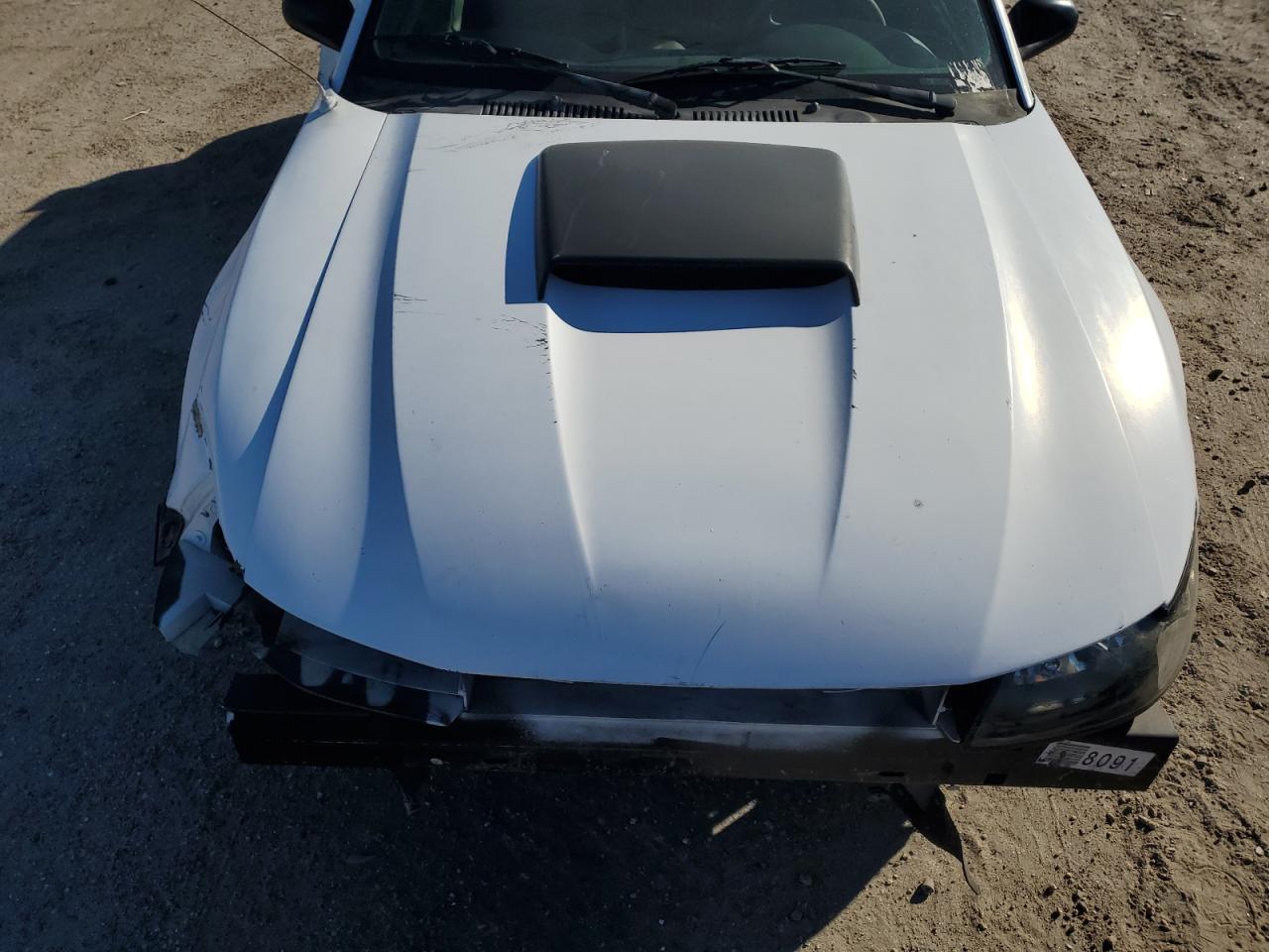 2004 Ford Mustang - Image 11