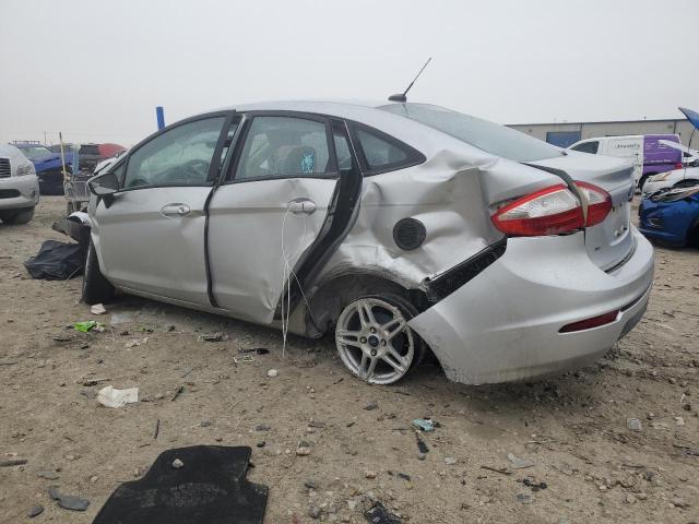  FORD FIESTA 2017 Серебристый