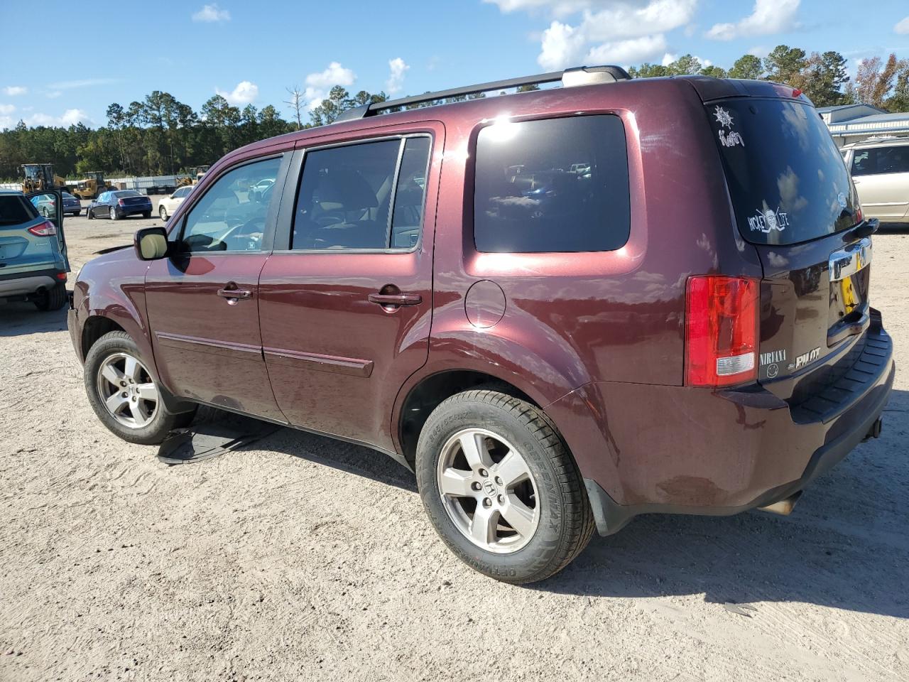 2011 Honda Pilot - Image 2