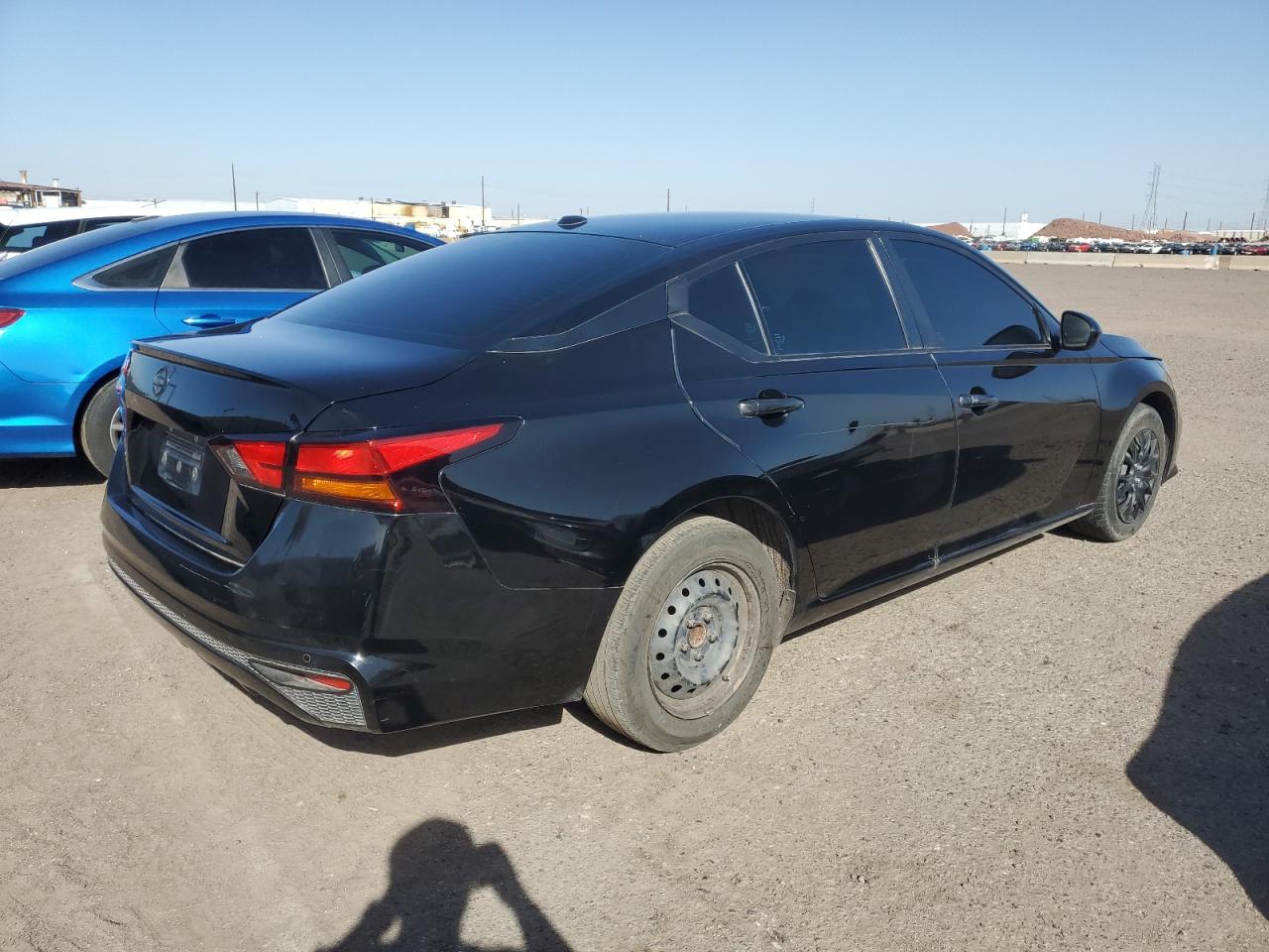 2021 Nissan Altima - Image 3