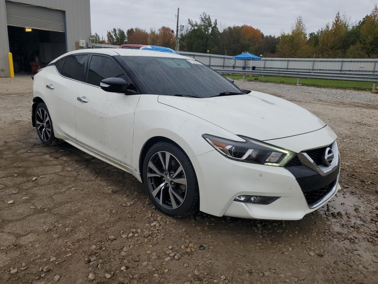 2016 Nissan Maxima - Image 4
