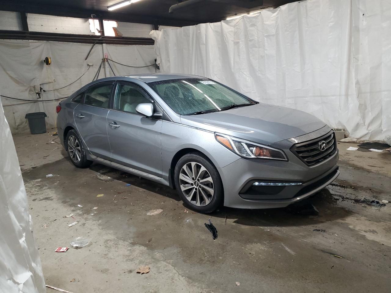 2015 Hyundai Sonata - Image 4