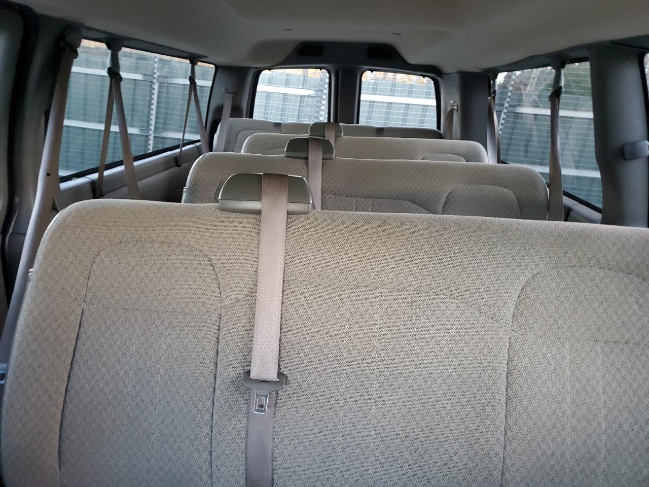 2017 Chevrolet Express - Image 10