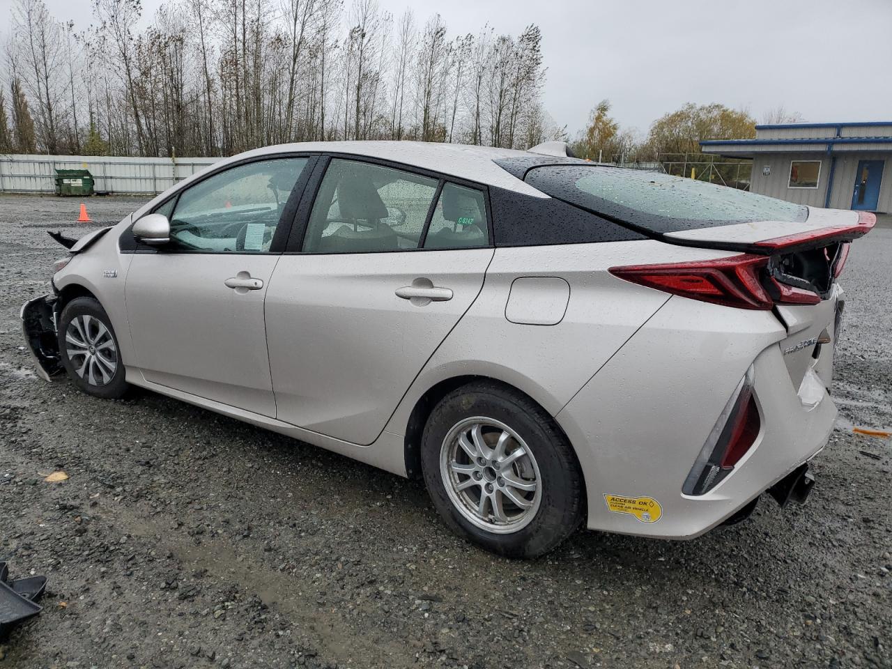 2021 Toyota Prius - Image 2