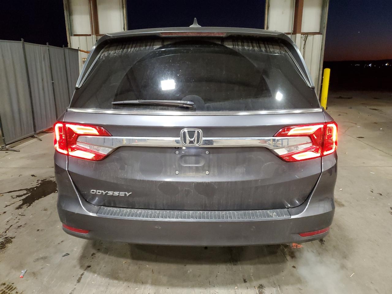 2018 Honda Odyssey - Image 6