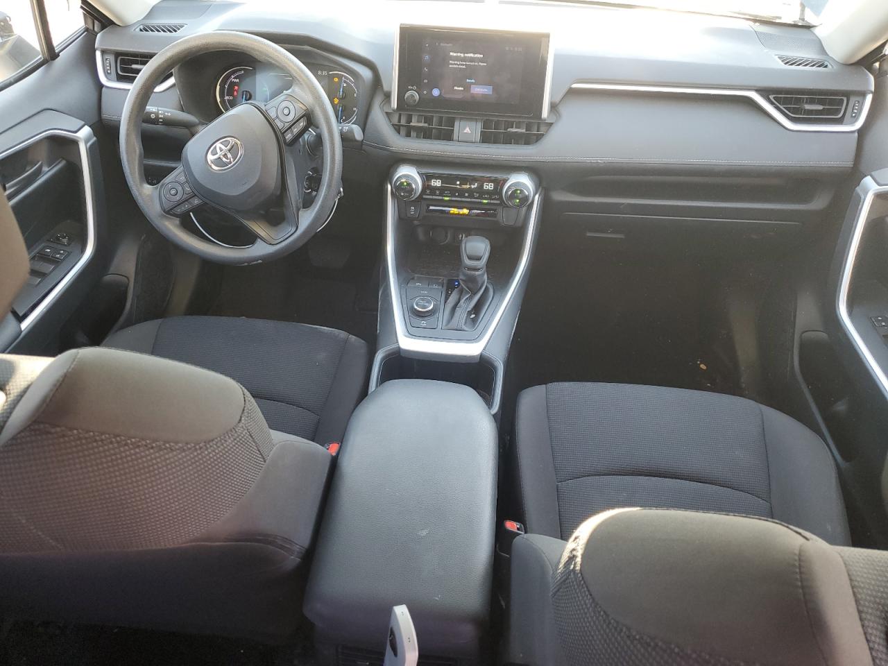 2023 Toyota RAV 4 - Image 8