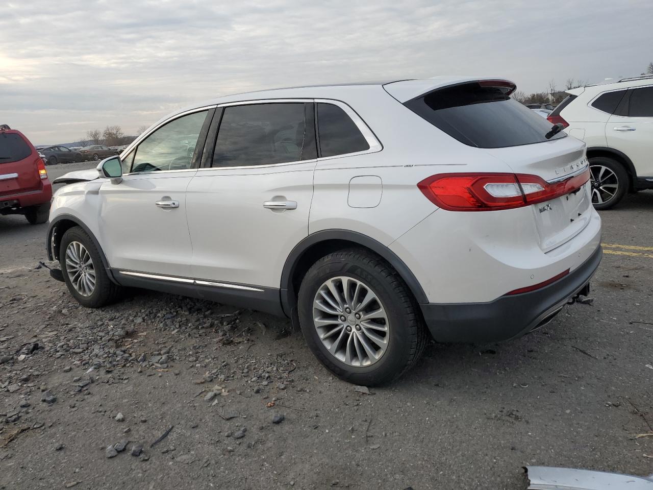 VIN 2LMTJ8KR9GBL78685 2016 LINCOLN MKX no.2