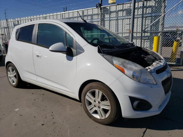 Хэтчбеки CHEVROLET SPARK 2015 Белы