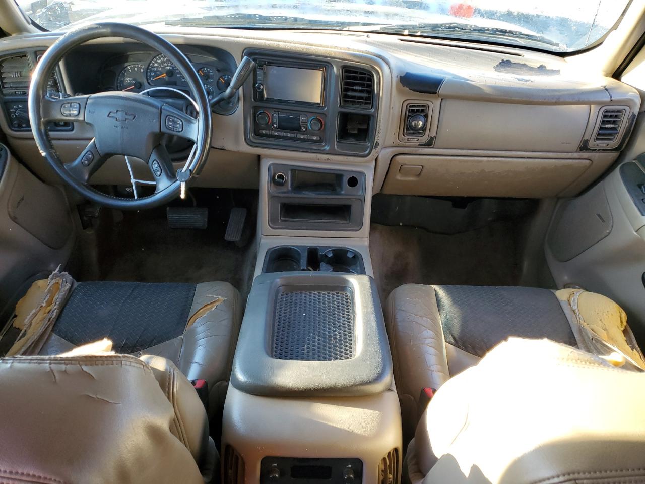 2003 Chevrolet Avalanche - Image 8
