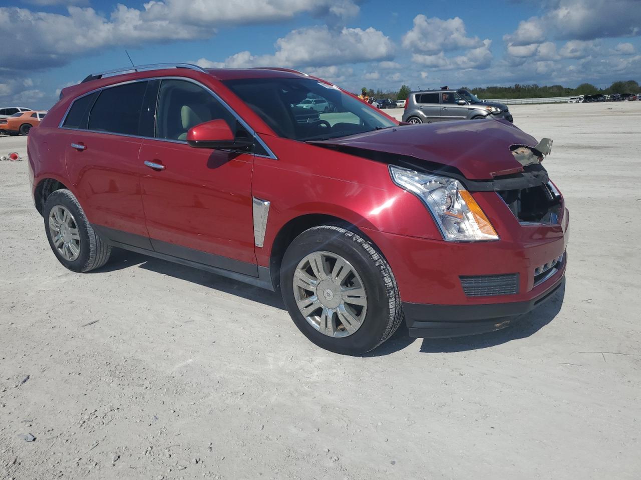 VIN 3GYFNCE3XDS643531 2013 CADILLAC SRX no.4