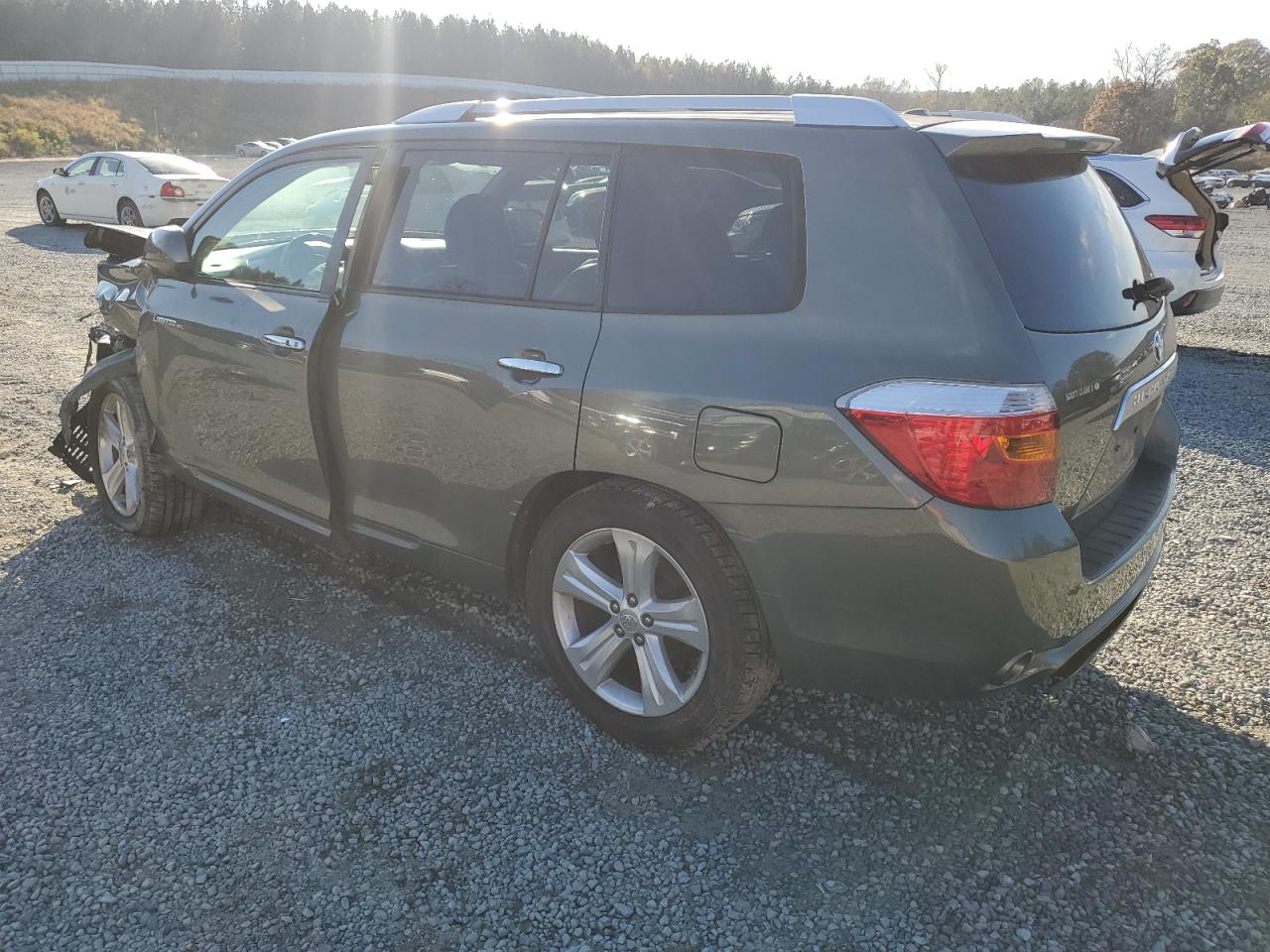 2010 Toyota Highlander - Image 2